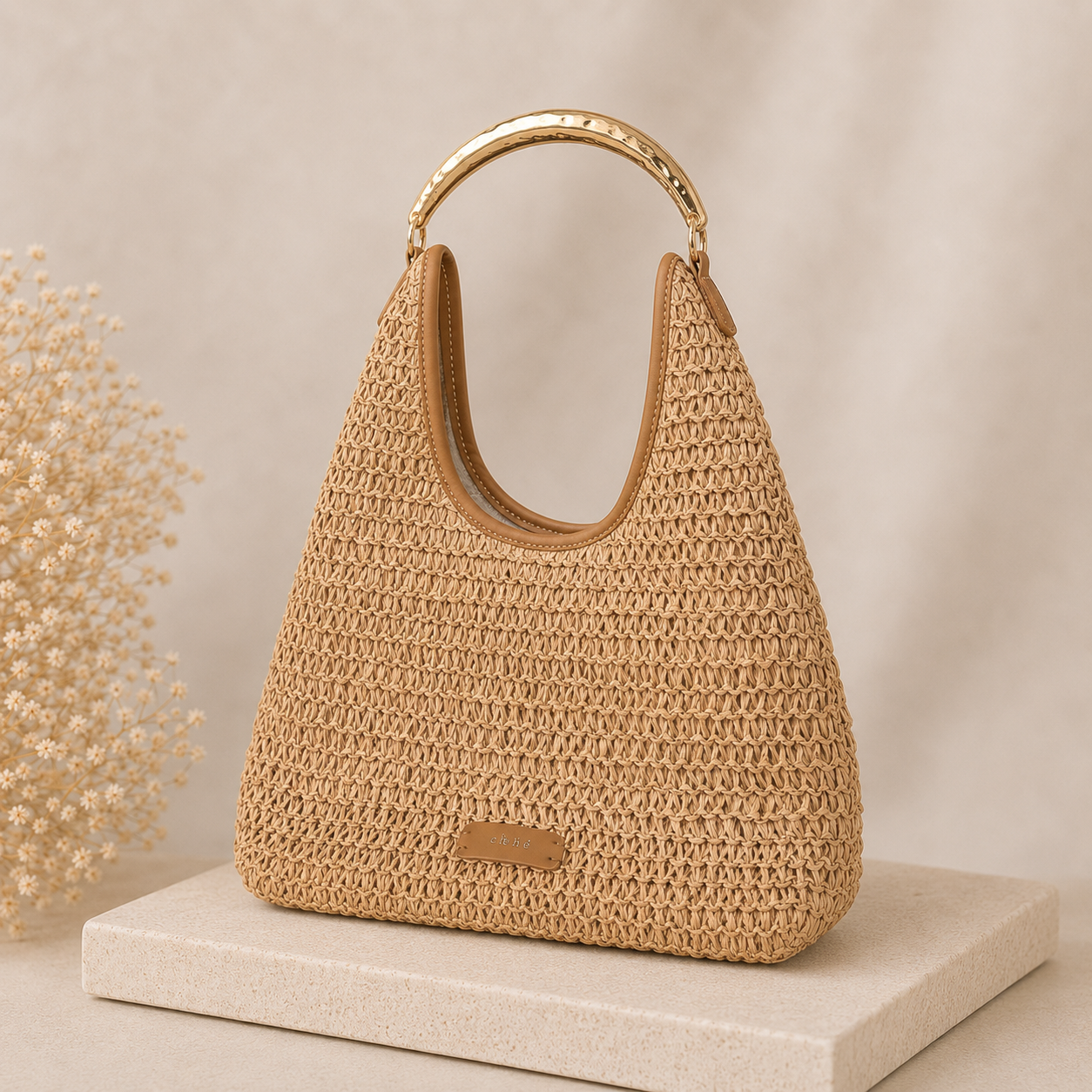 Bolso Hobo Camel con Asa Dorada